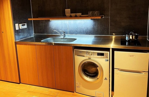 Iwamotocho Apartment | Condominium Type / Chiyoda-ku Tokyo