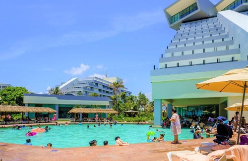 Zona Hotelera Apartment | Condos in Prime Cancun Location Plus 3 Pools