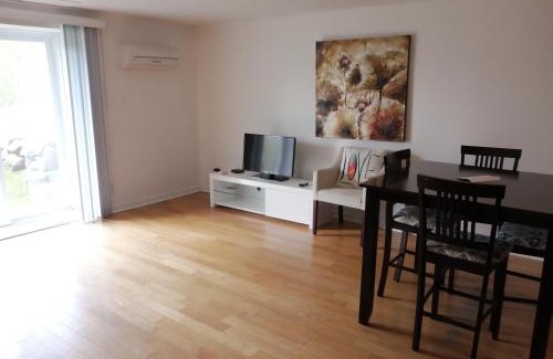 Orford Hotel | Condos Vacances Orford