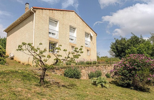 Berlou House | Confortable maison avec vue