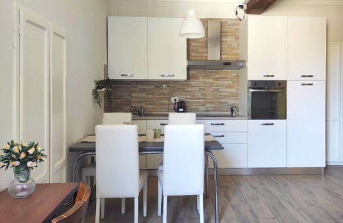 Historic Centre Apartment | Conte Verde Studio 11 by Wonderful Italy