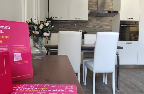 Historic Centre Apartment | Conte Verde Studio 11 by Wonderful Italy