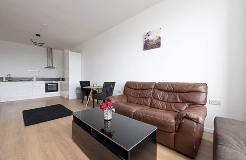 Smethwick Apartment | Contemporary comfort in West Bromwich