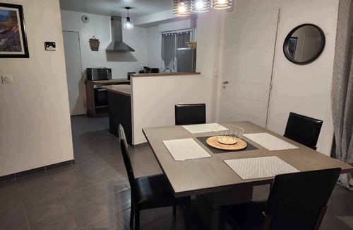 Treveneuc House | Contemporary seaside house