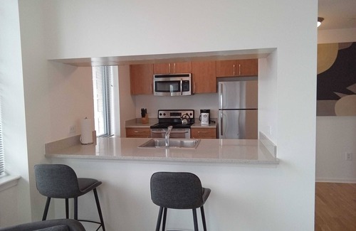 The Waterfront Apartment | Contemporary Two Bedroom in Jersey City