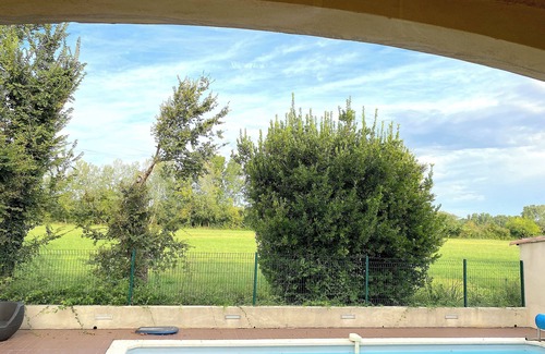 Entressen Villa | Contemporary villa. Near AIX/MARSEILLE/ALPILLE/AVIGNON/ARLES