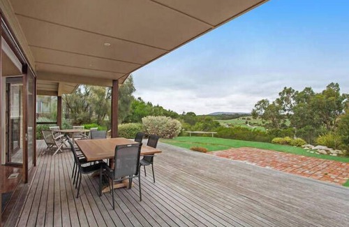 Fingal House | Convenient For Families, Golfers and Hot Spring Enthusiasts