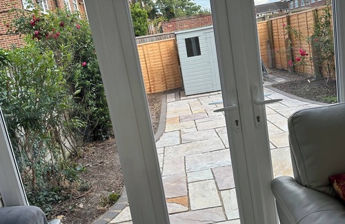 Havering Boat Rental | Convenient & spacious house close to golf club and easy links to central London.