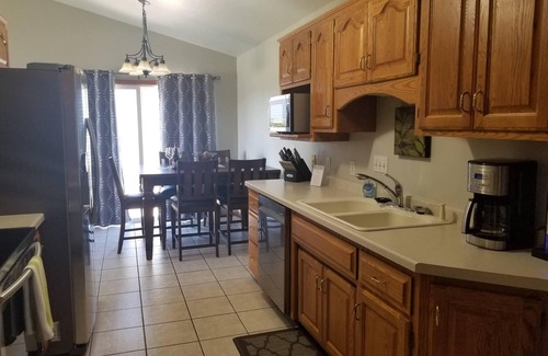 Green Bay House | Convenient to Green Bay's beltline where you can get anywhere in 15 minutes.