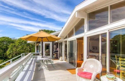 Chilmark House | Cool, Mid-Century House - Lucy Vincent Beach and Pool!n