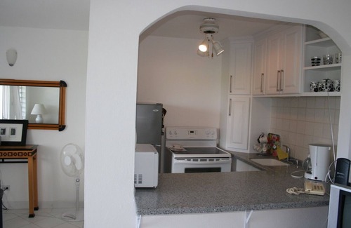 Halcyon Heights Apartment | Cool top floor 1 bed Apartment with Shared Pool and Beach Club Membership.