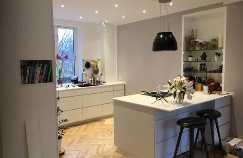 Hellerup House | Copenhagen Open Plan House in Hellerup