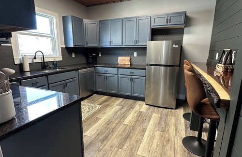 Cortland House | Copper on Woodruff 7BR, 2 Bath and Central Location