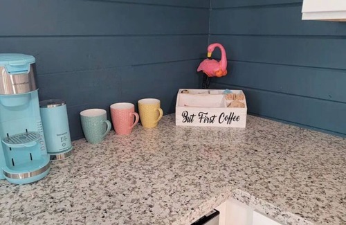 Pirates Beach West House | Coral Reef - BeachSide Getaway, King Bed, EV Charging, Fast WiFi, Roku TVs