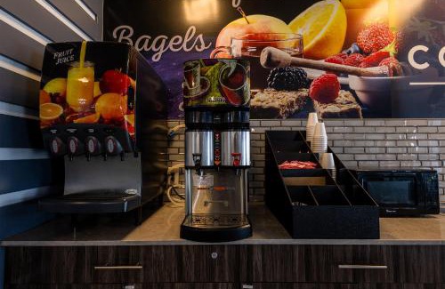 Inver Grove Heights Hotel | Coratel Inn and Suites By Jasper Saint Paul Minneapolis Inver Grove Heights