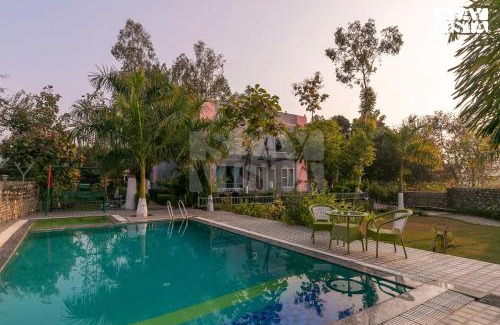 Ramnagar Villa | Corbett Calling with Projector Set-Up by StayVista
