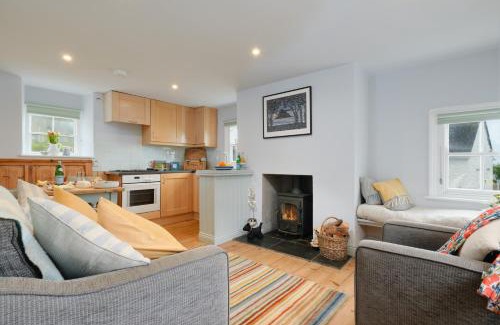 Porthgwarra House | Corner Cottage