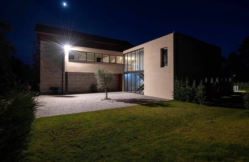 Fafe House | Corner Loft