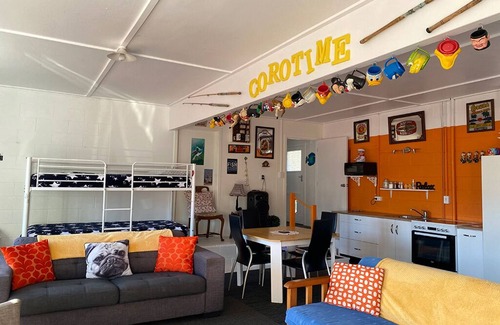 Coromandel House | Corotime ~ Kid Friendly ~ Pet Friendly ~ Boat Parking