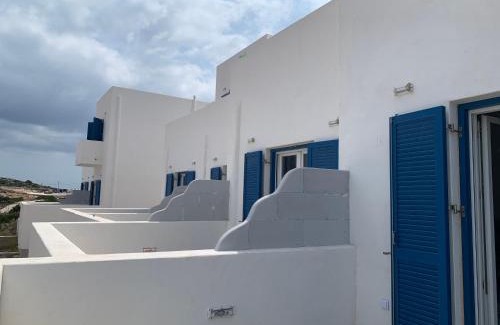 Ag. Georgios Apartment | COSMOS Studios Iraklia