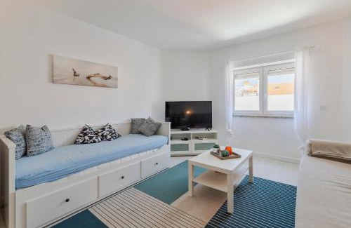 Costa de Caparica Apartment | Costa 27 Beach Apartment - By Y Concept