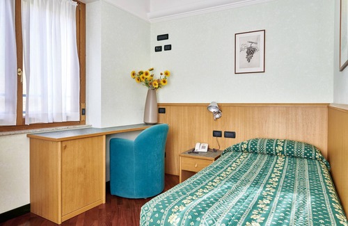 Costa Valle Imagna Hotel | Costa