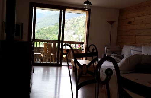 Saint-Bon-Tarentaise Apartment | Cosy apartment in the village of Saint Bon Courchevel