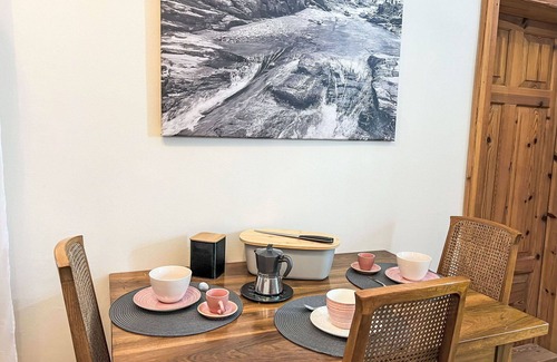 Spodnja Polskava Apartment | Cosy apartment for 3 people with WIFI, pool and TV