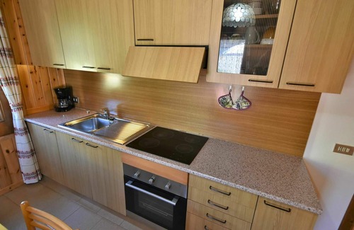 Trepalle Apartment | Cosy apartment for 4 guests with WIFI, TV and terrace