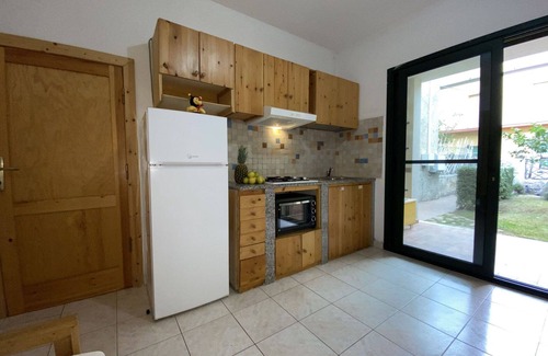 La Caletta Apartment | Cosy apartment for 4 guests with WIFI, TV and terrace