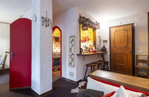 Madesimo Apartment | Cosy apartment for 5 people with WIFI, TV, terrace and pets allowed