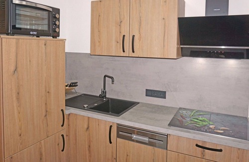 Flirsch Apartment | Cosy apartment for 6 people with WIFI, TV and patio