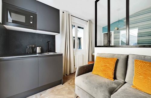 Quartier de Javel Apartment | Cosy Apartment - Tour Eiffel/Champs de Mars 19B