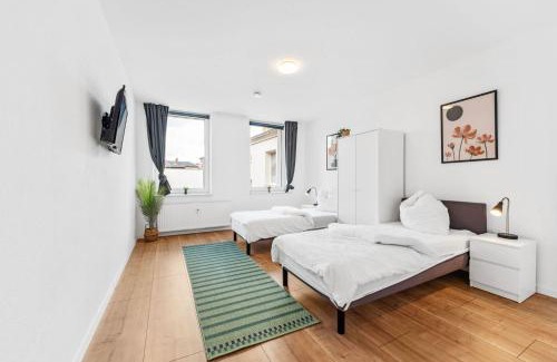 Jueterbog Apartment | Cosy apartment with balcony and fireplace