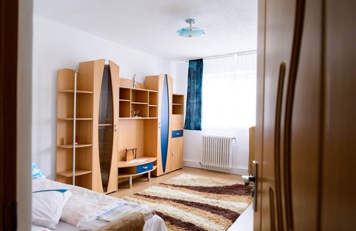 Sfantu Gheorghe Apartment | Cosy Bright Apartment in Downtown