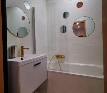 Targowek Apartment | Cosy condo