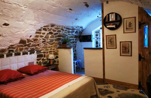 Saint-Paul-la-Coste Other | Cosy cottage in old farmhouse