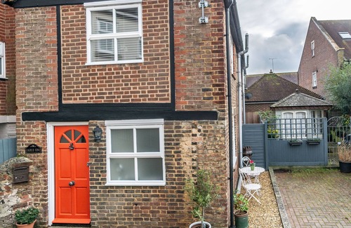 Arundel Cottage | Cosy cottage for 2 in central Arundel
