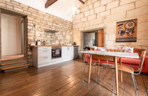 Bradford-on-Avon House | Cosy cottage with private parking, near Bath