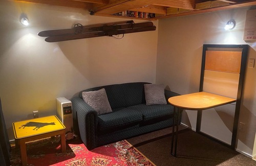 Ohakune Ski Chalet | Cosy Couple Getaway with Mountain View