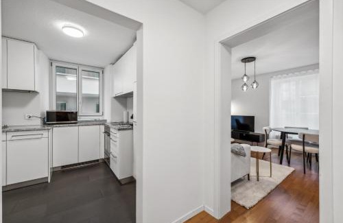 Kriens Apartment | Cosy flat close drive to mount Pilatus