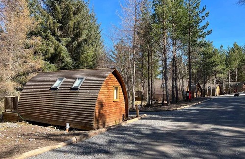 Tomintoul Cabin | Cosy Glamping Cabin in the Scottish Highlands