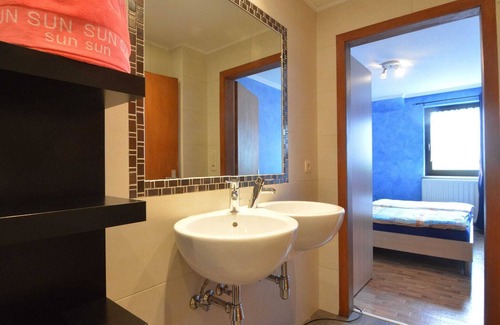 Nidrum House | Cosy Holiday Home with Sauna, Terrace, Garden, BBQ