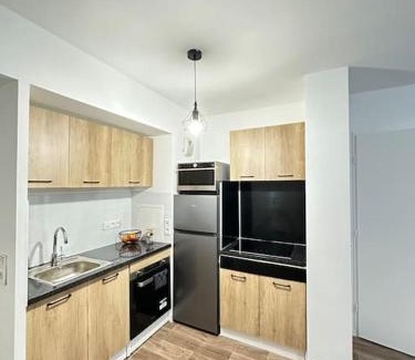 Carrieres-sous-Poissy Apartment | Cosy house à 6 min du RER A et PSA