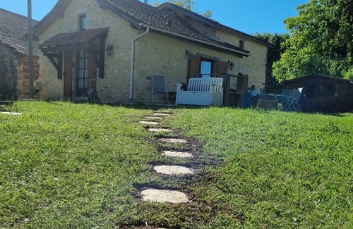 Prats-du-Perigord Cottage | Cosy in Périgord - Charm and Quiet *- 4 people | pets allowed | swimming pool