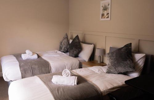 Thornton Heath Apartment | Cosy Modern Studio sleeps 3