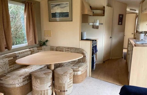 Treator House | Cosy, Quiet Static Caravan, Mawgan Porth, St Eval