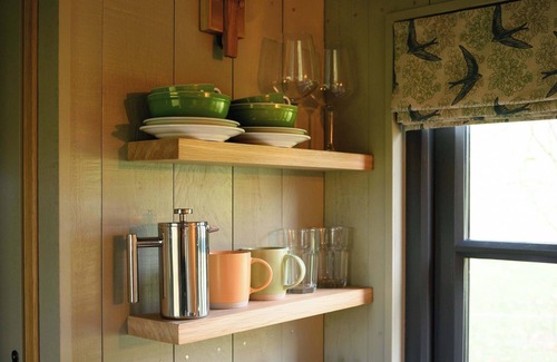 North Berwick Apartment | Cosy Shepherds Hut Getaway in East Lothian