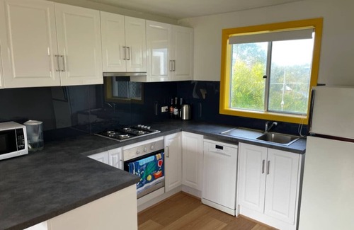 Venus Bay House | Cosy Tin Shack - Cheapest house in Venus Bay