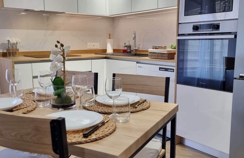 Arbonne-la-Foret House | Cosy White House in the heart of the forest 4*, in the heart of the forest